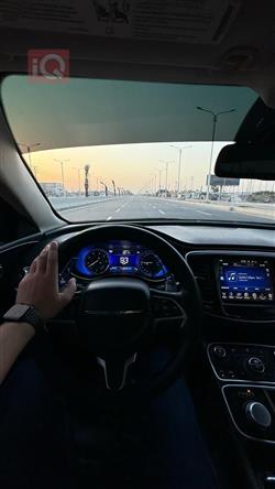 کرایسلەر 200